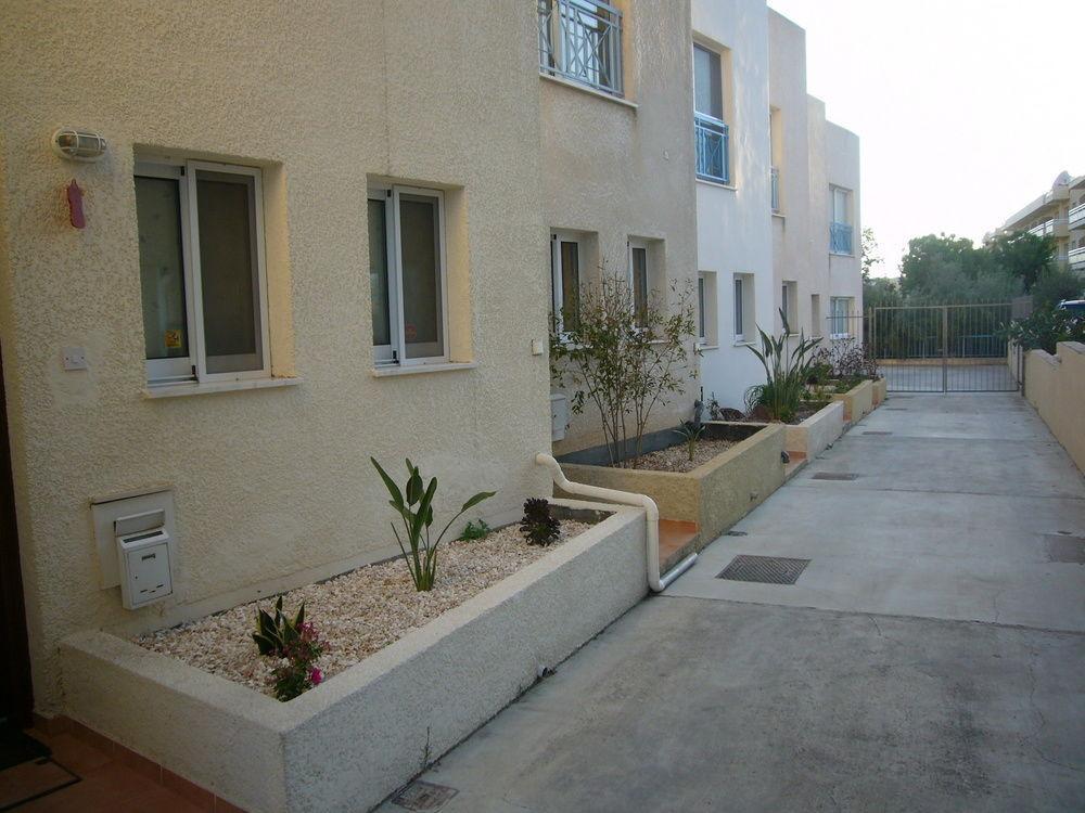 Ferienwohnung Blue Oasis Gardens Limassol Exterior foto