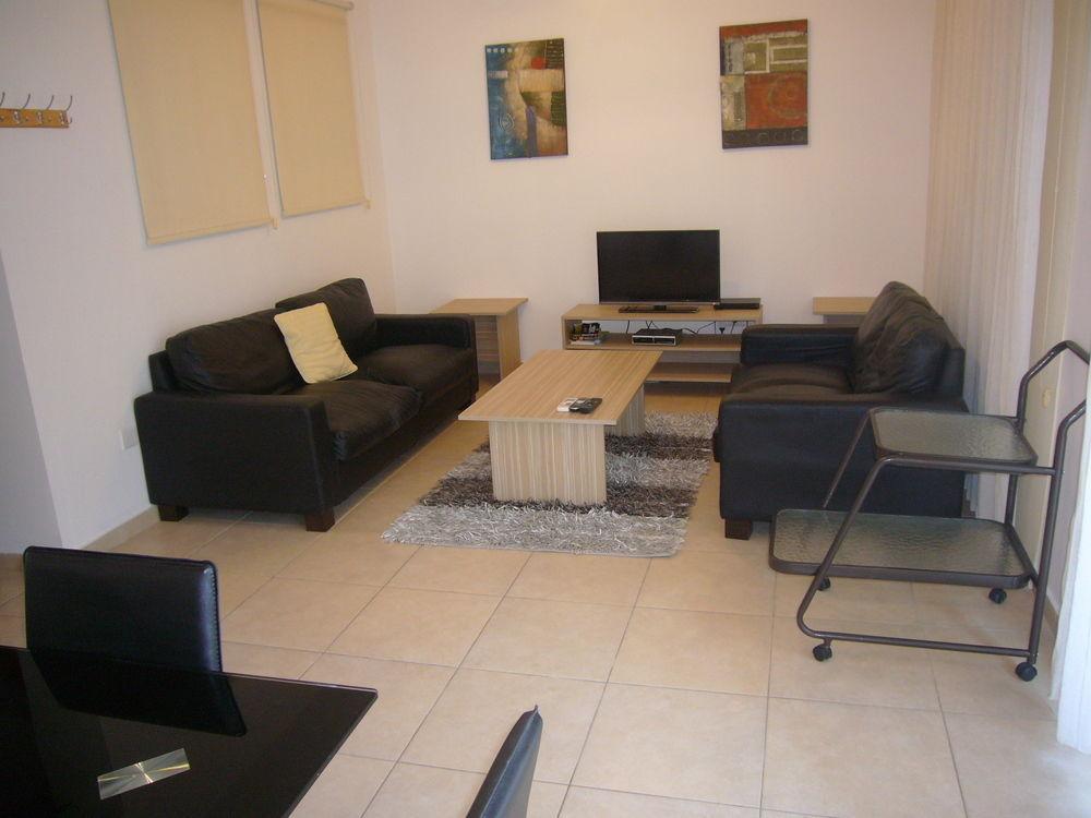 Ferienwohnung Blue Oasis Gardens Limassol Exterior foto