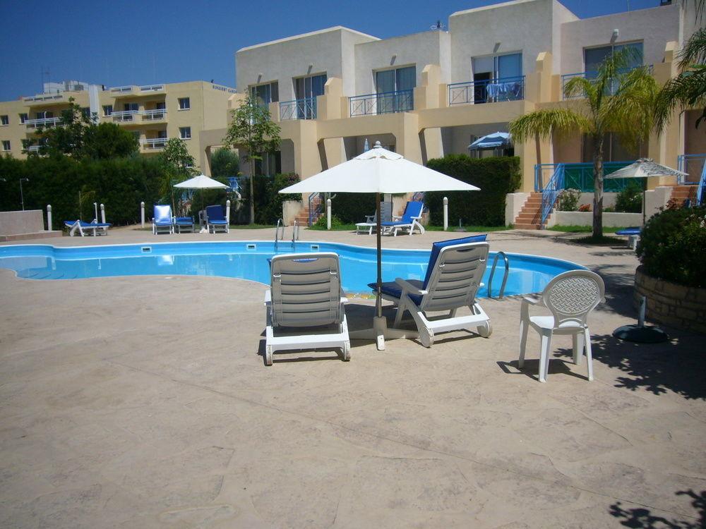 Ferienwohnung Blue Oasis Gardens Limassol Exterior foto