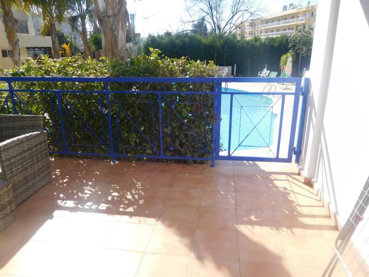 Ferienwohnung Blue Oasis Gardens Limassol Exterior foto