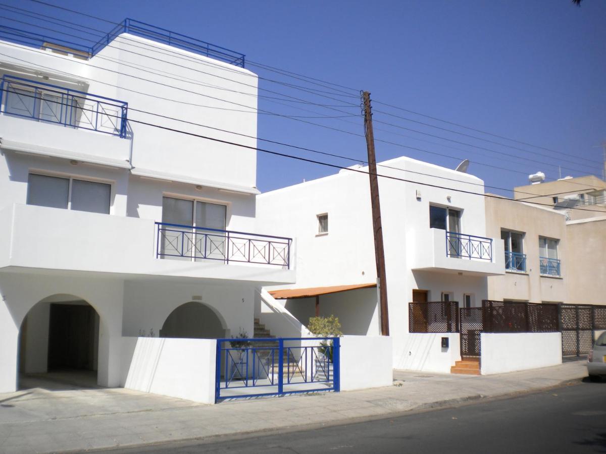 Ferienwohnung Blue Oasis Gardens Limassol Exterior foto